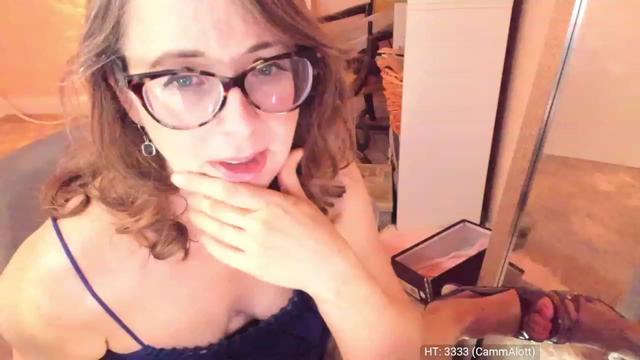 Gallery image thumbnail from Tesla's myfreecams stream on, 08/26/2023, 05:20 image 14 of 20