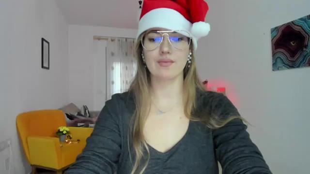 Gallery image thumbnail from ThatsLori's myfreecams stream on, 12/25/2022, 15:30 image 19 of 20