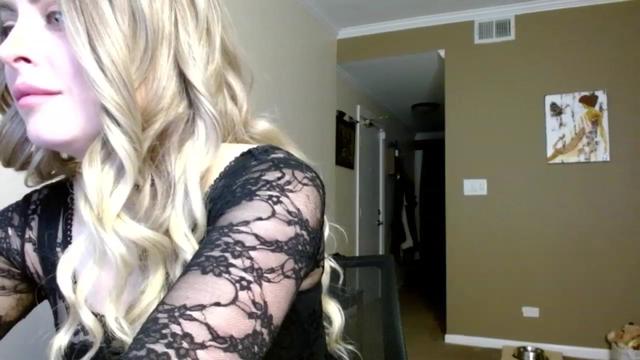 Gallery image thumbnail from VIX_SPY's myfreecams stream on, 12/29/2023, 21:15 image 5 of 20