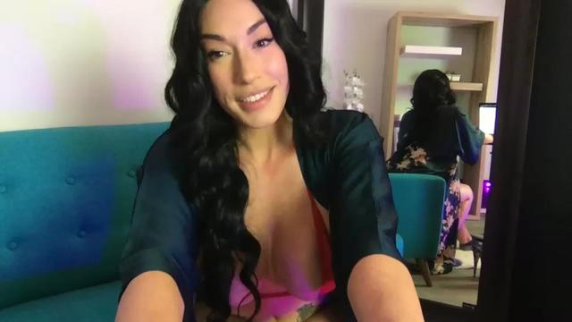 Gallery image thumbnail from VanessaJames's myfreecams stream on, 03/21/2023, 08:59 image 7 of 20