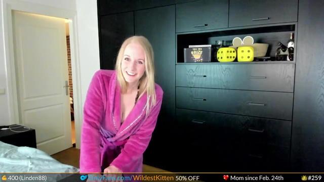 Gallery image thumbnail from WildestKitten's myfreecams stream on, 04/25/2024, 22:43 image 6 of 20