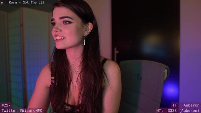 Gallery image thumbnail from Wizard's myfreecams stream on, 04/11/2024, 09:44 image 12 of 20