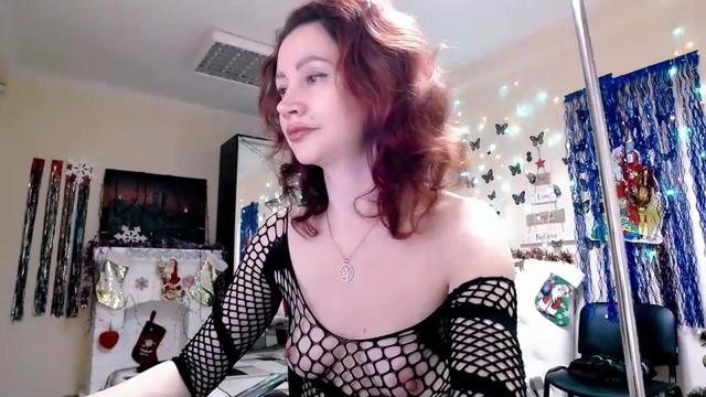 Gallery image thumbnail from XeniaMilf's myfreecams stream on, 01/27/2023, 13:40 image 4 of 20