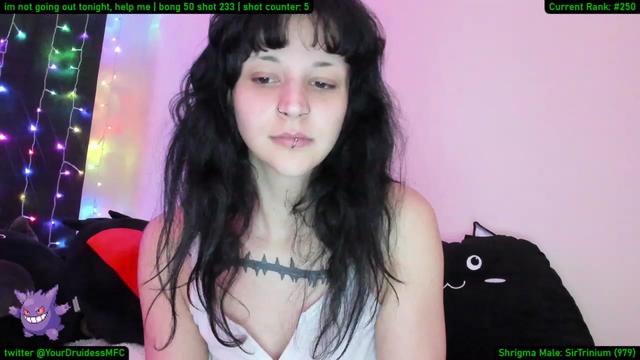 Gallery image thumbnail from YourDruidess's myfreecams stream on, 01/22/2023, 12:17 image 3 of 20