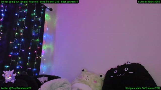 Gallery image thumbnail from YourDruidess's myfreecams stream on, 01/22/2023, 12:17 image 17 of 20