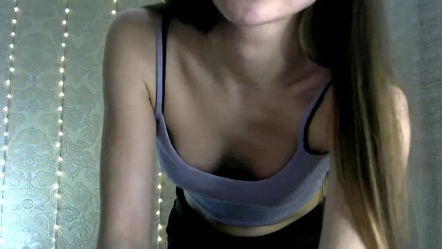 Gallery image thumbnail from bemyfriends's myfreecams stream on, 04/10/2024, 23:01 image 5 of 20