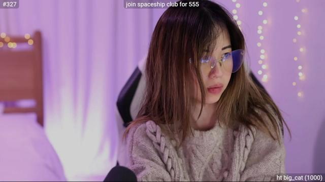 Gallery image thumbnail from daisyy_'s myfreecams stream on, 03/23/2024, 02:58 image 10 of 20