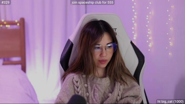 Gallery image thumbnail from daisyy_'s myfreecams stream on, 03/23/2024, 02:58 image 14 of 20