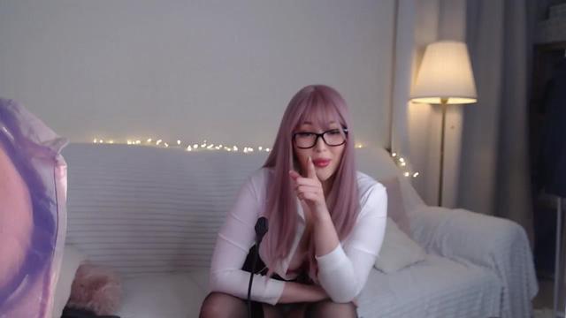 Gallery image thumbnail from daisyyum's myfreecams stream on, 08/04/2023, 09:40 image 17 of 20