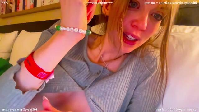 Gallery image thumbnail from diney_'s myfreecams stream on, 01/26/2024, 09:10 image 5 of 20