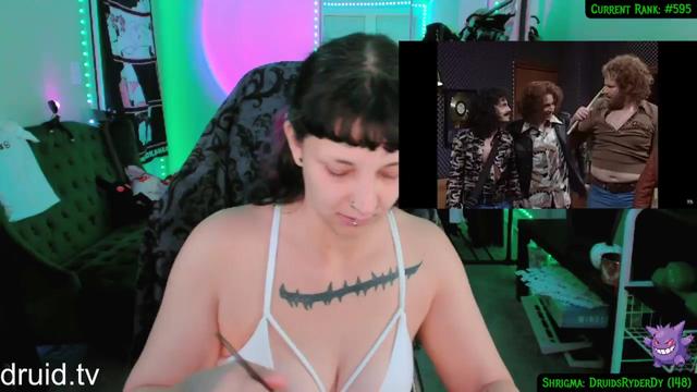 Gallery image thumbnail from druidjpg's myfreecams stream on, 03/27/2024, 01:53 image 4 of 20
