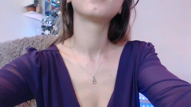 Gallery image thumbnail from elissa25_'s myfreecams stream on, 12/23/2022, 08:48 image 12 of 20