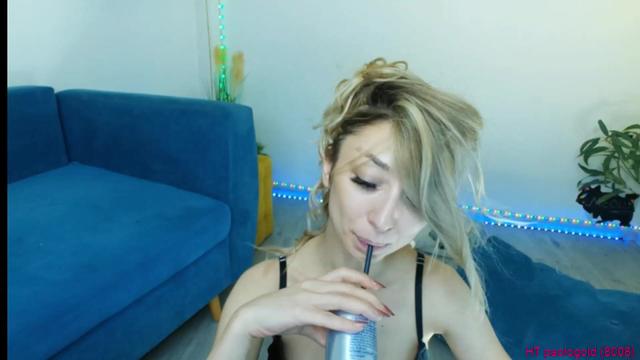 Gallery image thumbnail from elissa25_'s myfreecams stream on, 01/19/2024, 07:54 image 20 of 20
