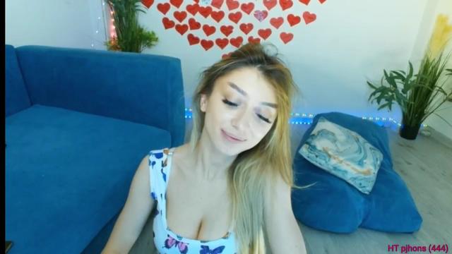 Gallery image thumbnail from elissa25_'s myfreecams stream on, 03/15/2024, 05:24 image 8 of 20