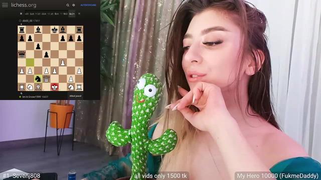 Gallery image thumbnail from hunny_bunny25's myfreecams stream on, 02/08/2024, 05:22 image 11 of 20