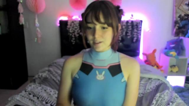 Gallery image thumbnail from sofi_garcia_'s myfreecams stream on, 01/14/2024, 04:49 image 20 of 20