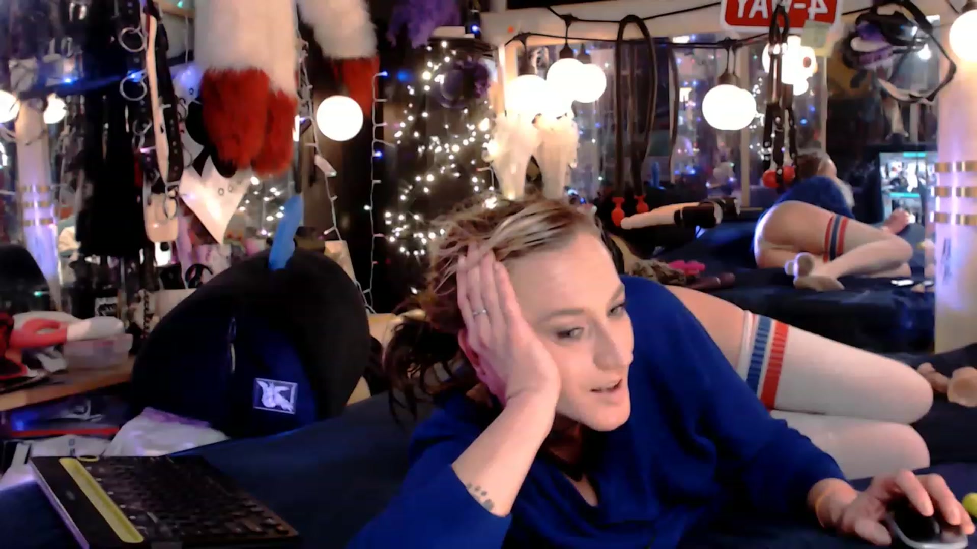 Gallery image thumbnail from A2SlapSquirt's myfreecams stream on, 11/28/2022, 11:16 image 4 of 20