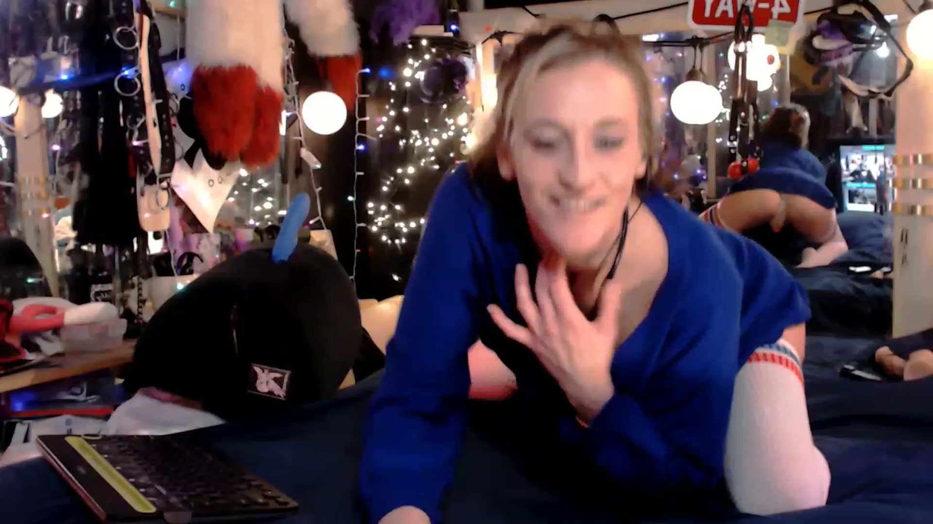 Gallery image thumbnail from A2SlapSquirt's myfreecams stream on, 11/28/2022, 11:16 image 10 of 20