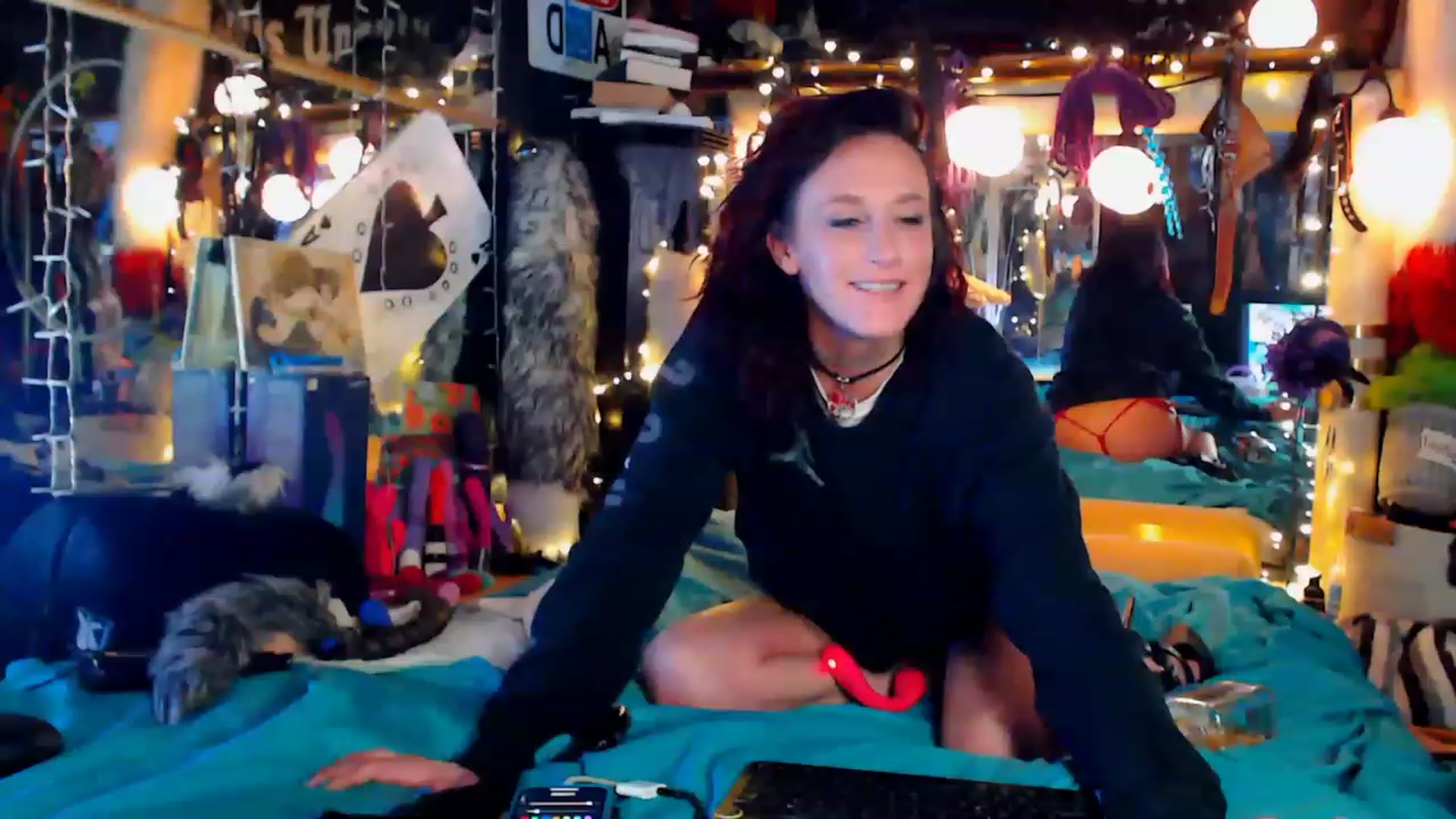 Gallery image thumbnail from A2SlapSquirt's myfreecams stream on, 01/03/2023, 09:25 image 5 of 20