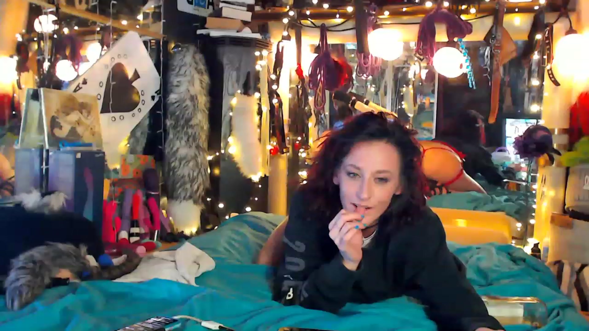 Gallery image thumbnail from A2SlapSquirt's myfreecams stream on, 01/03/2023, 09:25 image 17 of 20