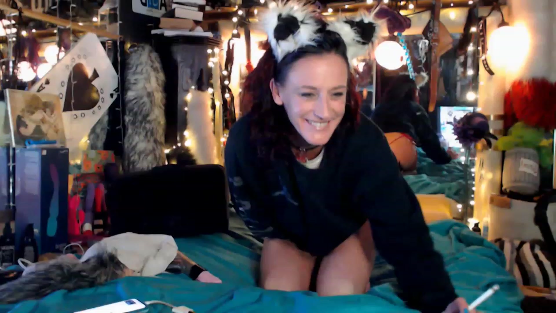 Gallery image thumbnail from A2SlapSquirt's myfreecams stream on, 01/03/2023, 10:35 image 4 of 20