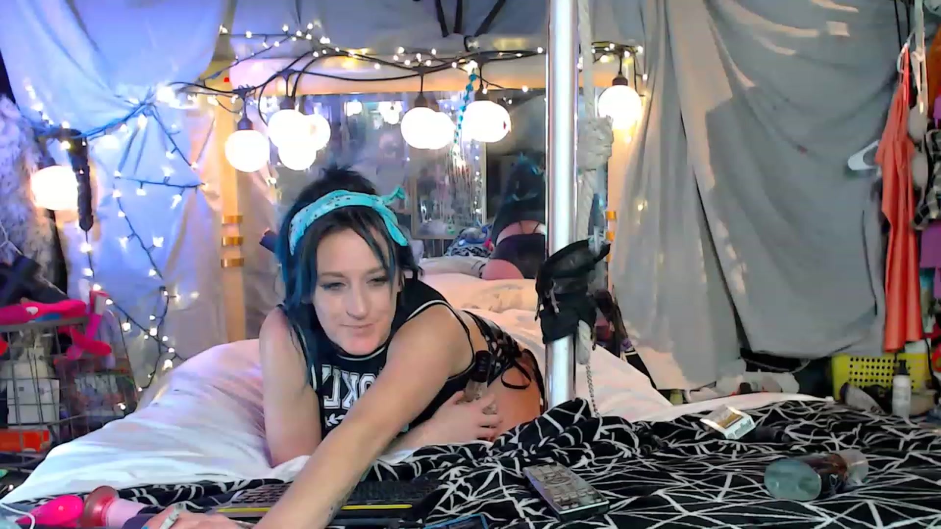 Gallery image thumbnail from A2SlapSquirt's myfreecams stream on, 01/25/2023, 11:20 image 6 of 20
