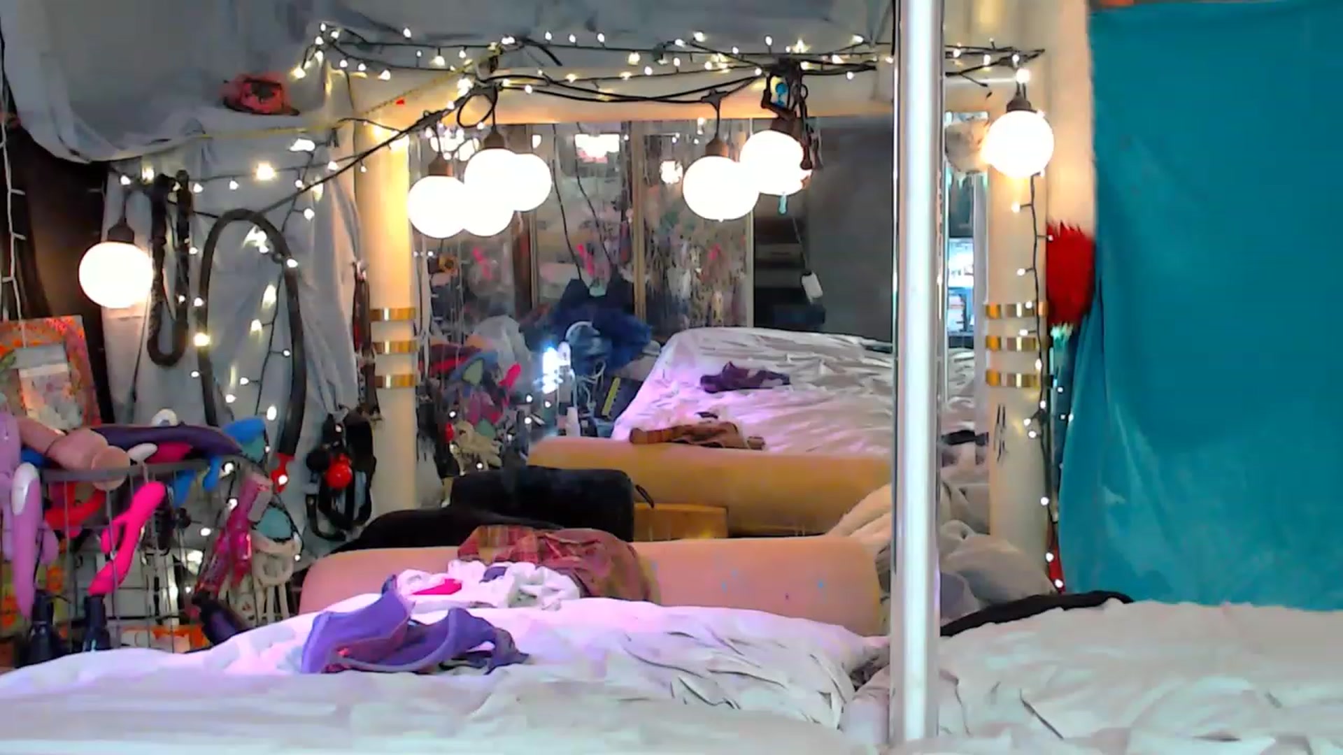 Gallery image thumbnail from A2SlapSquirt's myfreecams stream on, 02/12/2023, 11:57 image 20 of 20