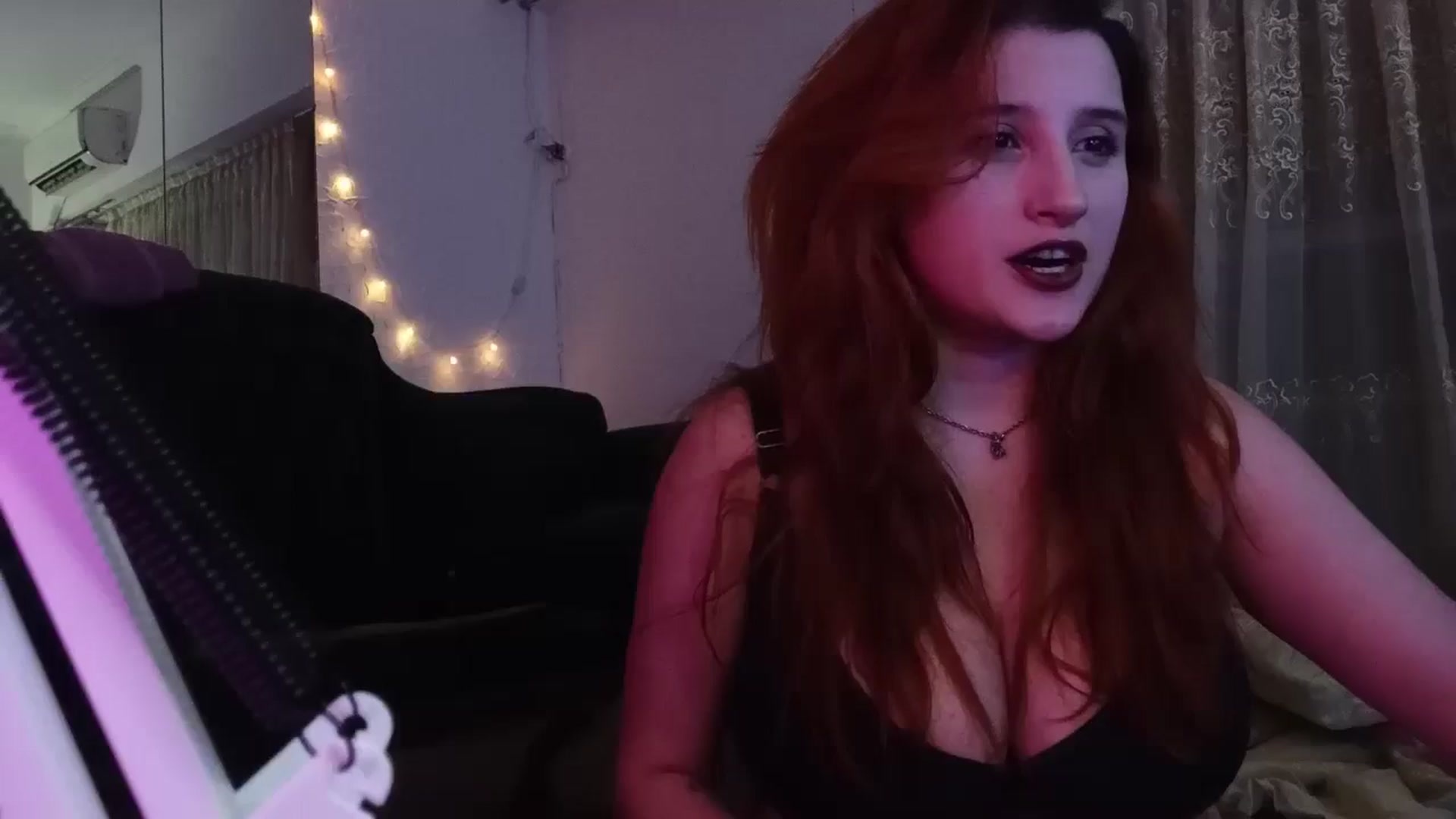 Gallery image thumbnail from AAAAAAAAAAHHH's myfreecams stream on, 05/16/2024, 07:42 image 7 of 20