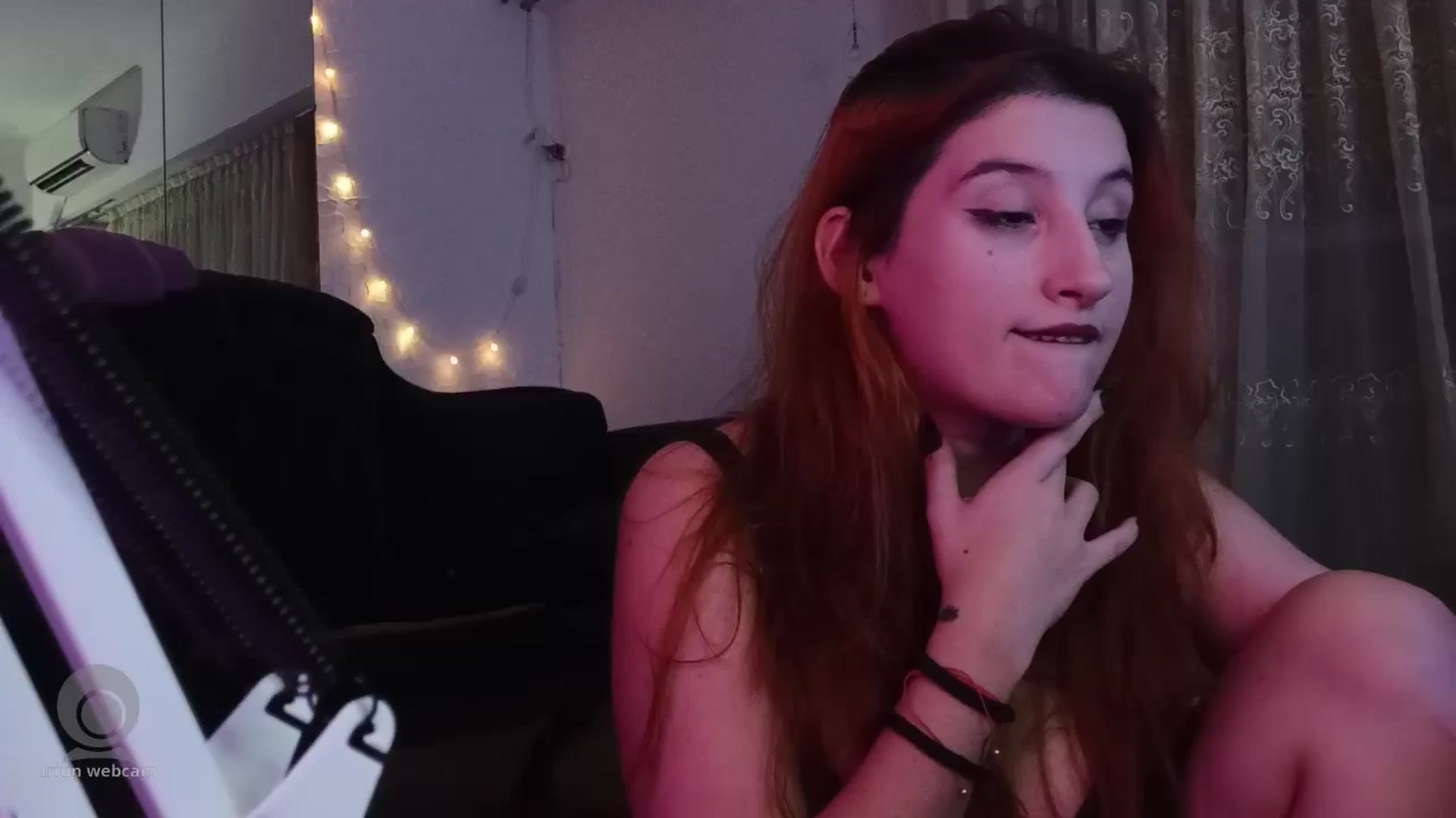 Gallery image thumbnail from AAAAAAAAAAHHH's myfreecams stream on, 05/16/2024, 07:42 image 14 of 20
