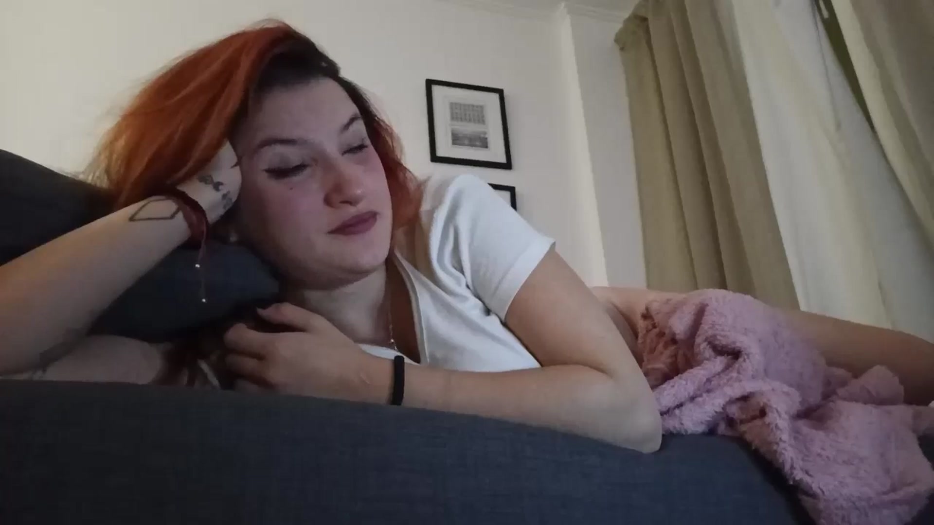 Gallery image thumbnail from AAAAAAAAAAHHH's myfreecams stream on, 05/20/2024, 07:15 image 18 of 20
