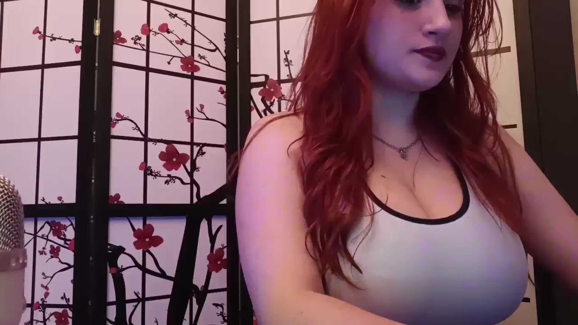 Gallery image thumbnail from AAAAAAAAAAHHH's myfreecams stream on, 06/10/2024, 08:11 image 9 of 20
