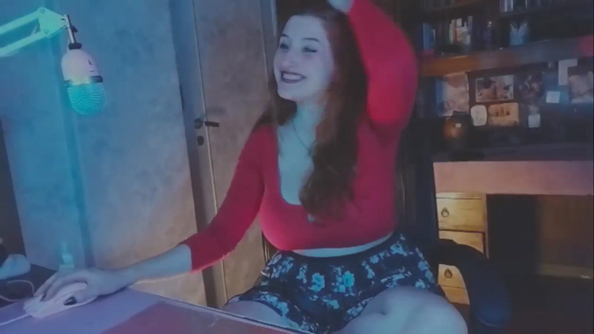 Gallery image thumbnail from AAAAAAAAAAHHH's myfreecams stream on, 08/21/2024, 07:08 image 3 of 20