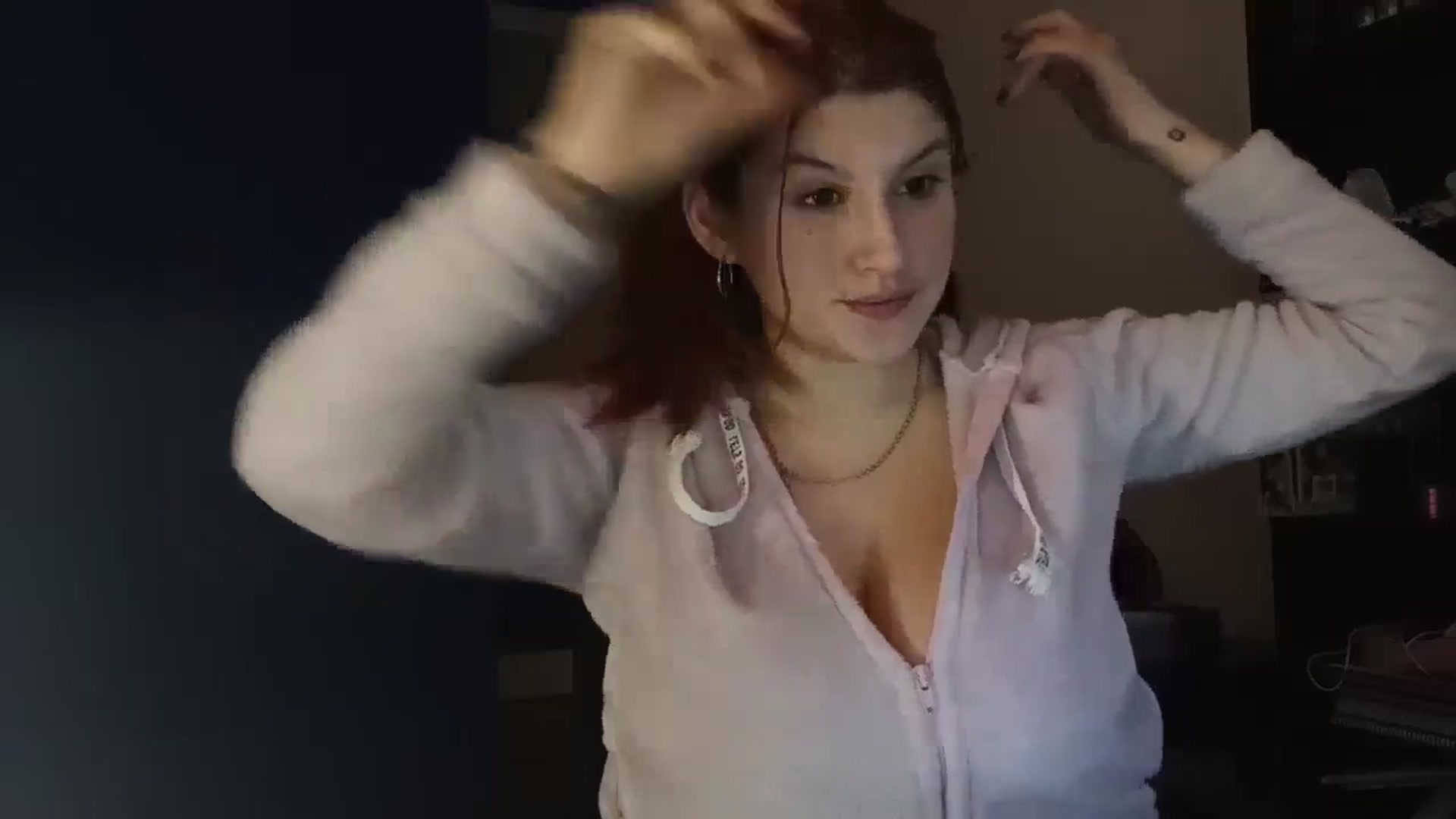 Gallery image thumbnail from AAAAAAAAAAHHH's myfreecams stream on, 09/16/2024, 05:19 image 6 of 20