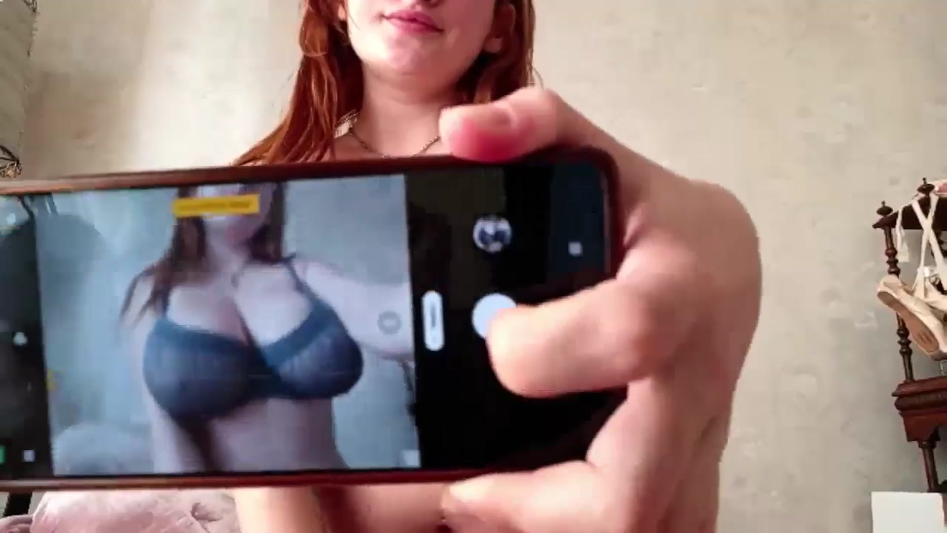 Gallery image thumbnail from AAAAAAAAAAHHH's myfreecams stream on, 01/06/2025, 19:12 image 6 of 20