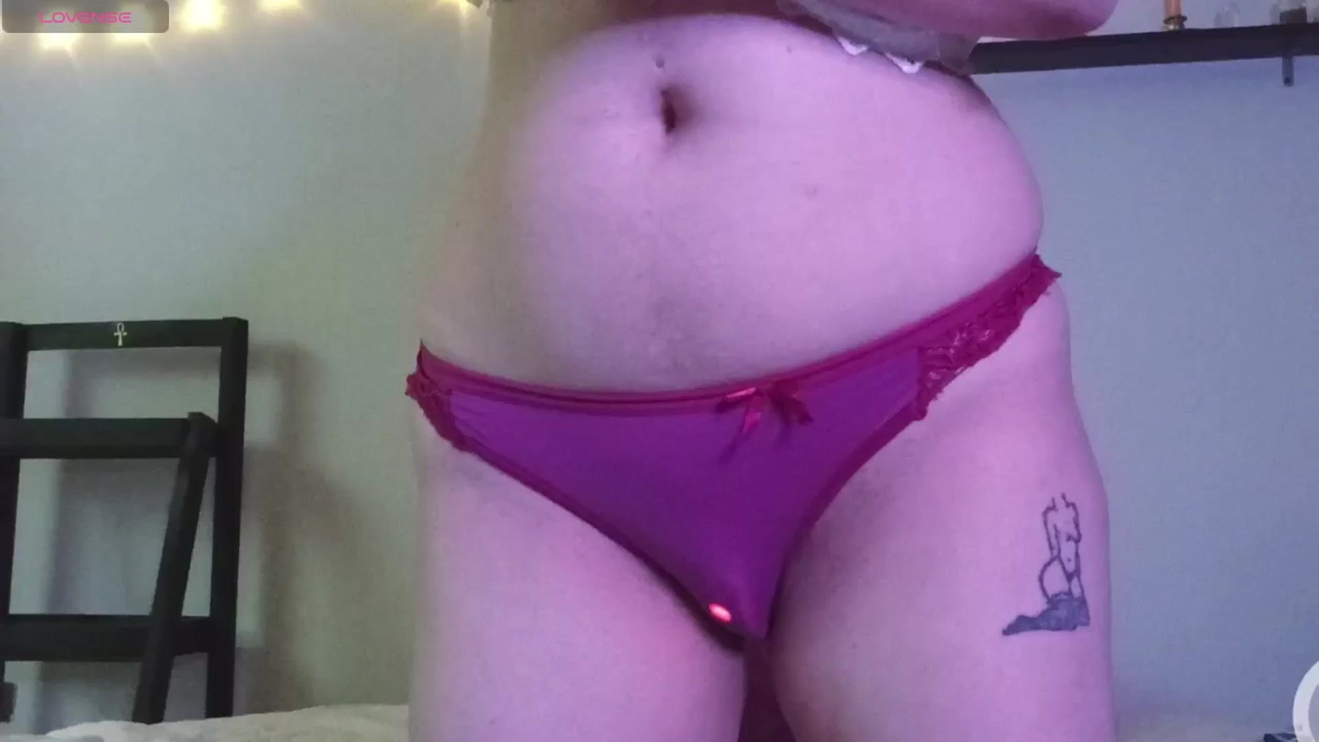 Gallery image thumbnail from AAAAAAAAAAHHH's myfreecams stream on, 03/14/2025, 02:00 image 9 of 20