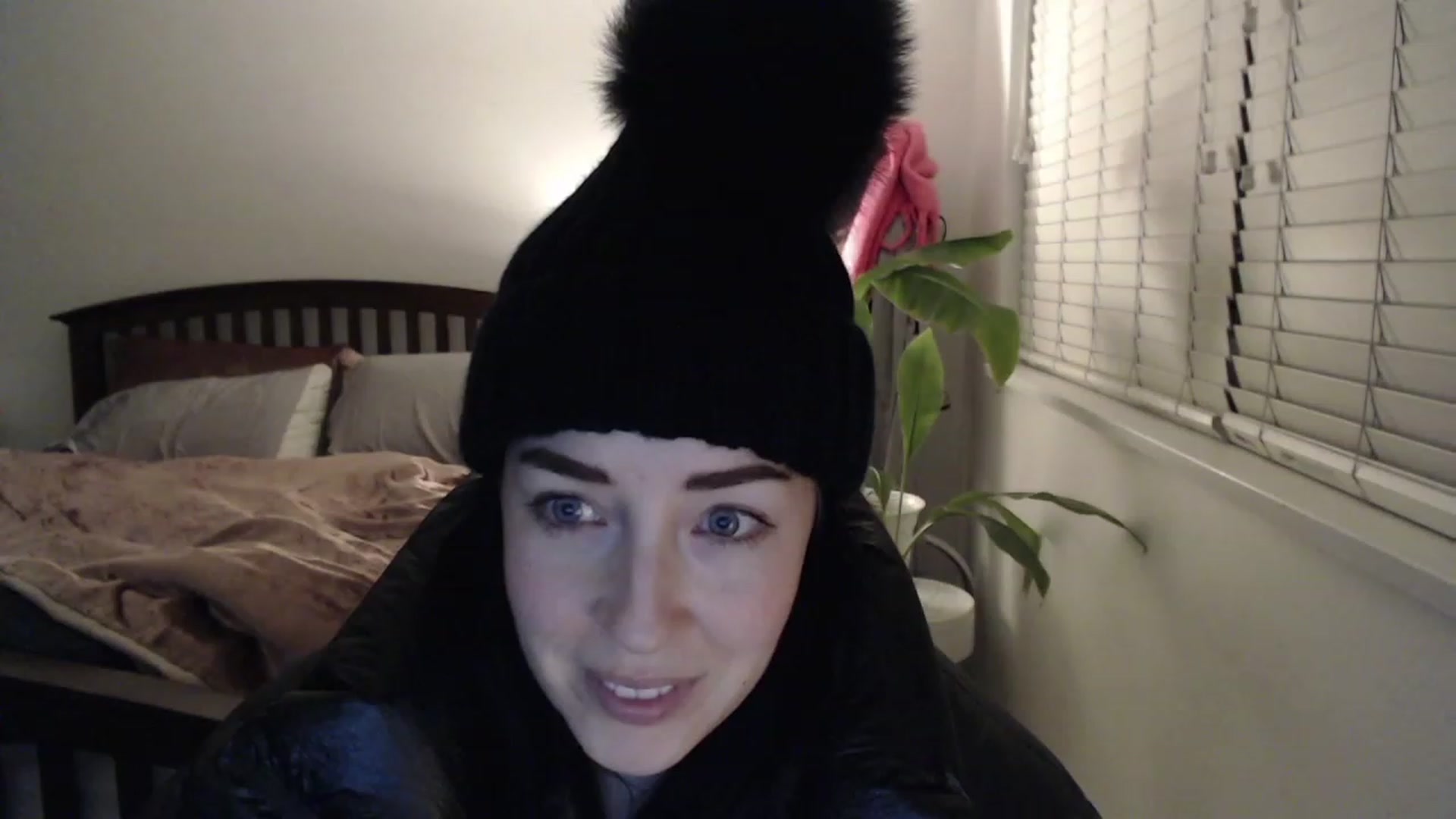 Gallery image thumbnail from AAAAAGHHHHHHH's myfreecams stream on, 12/02/2022, 02:57 image 9 of 20