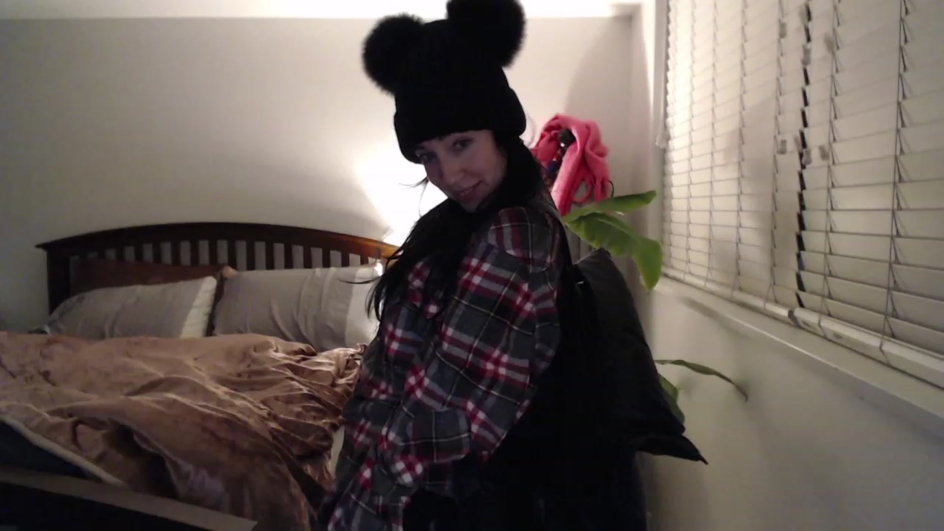 Gallery image thumbnail from AAAAAGHHHHHHH's myfreecams stream on, 12/02/2022, 02:57 image 7 of 20