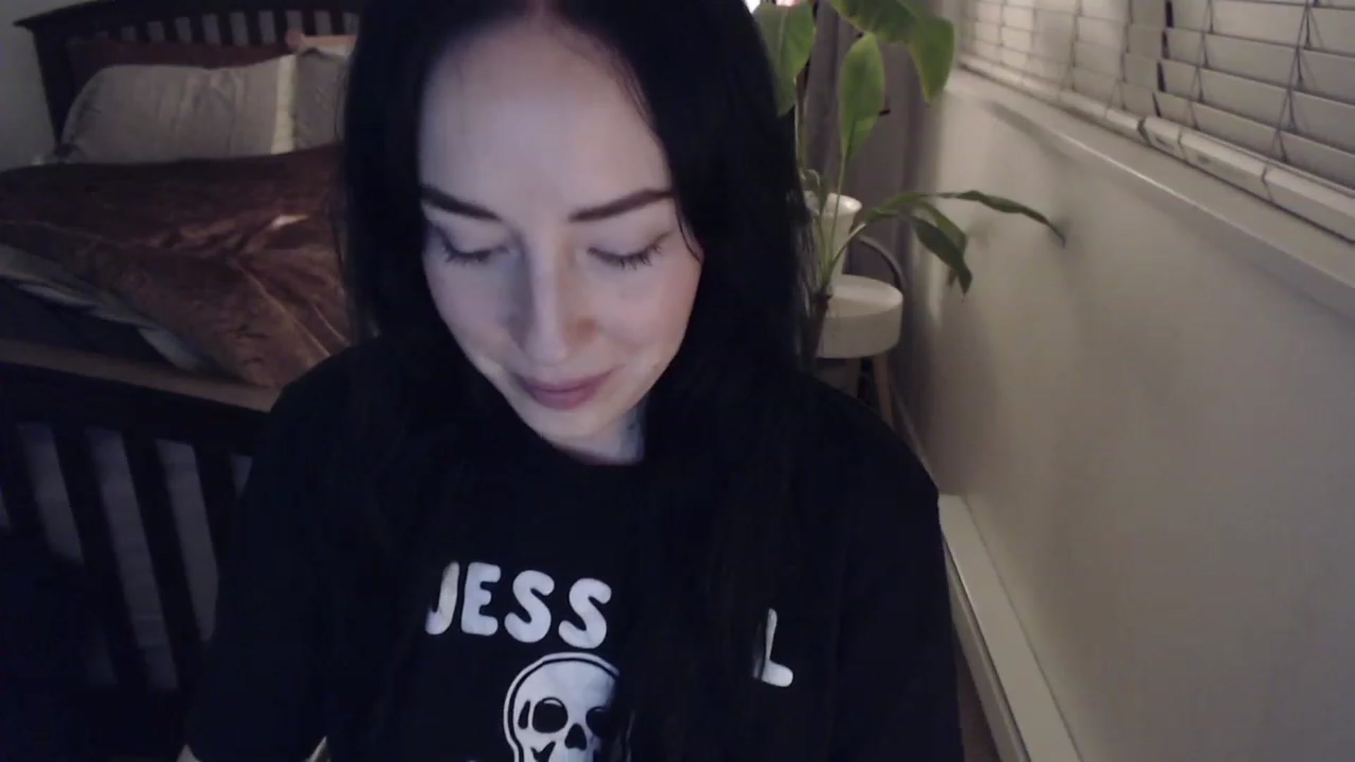 Gallery image thumbnail from AAAAAGHHHHHHH's myfreecams stream on, 12/03/2022, 03:39 image 17 of 20