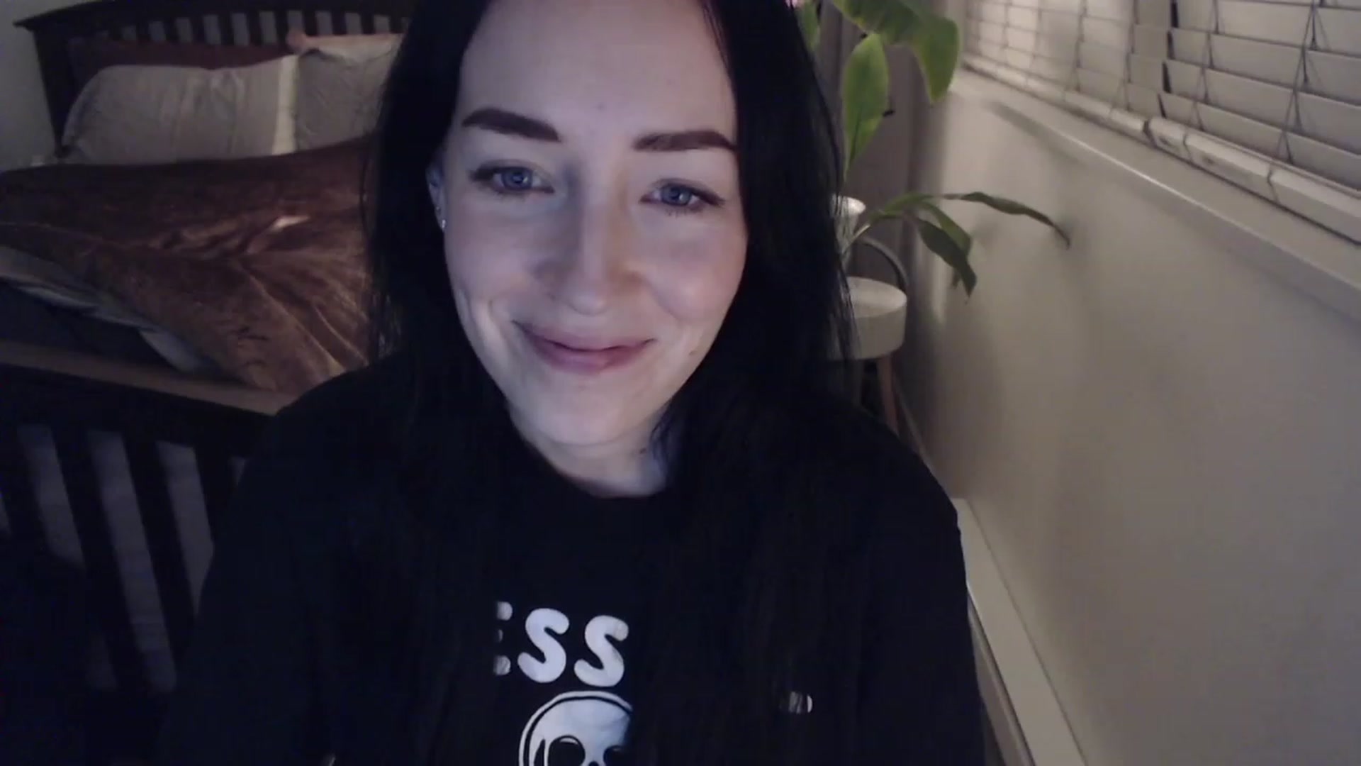 Gallery image thumbnail from AAAAAGHHHHHHH's myfreecams stream on, 12/03/2022, 03:39 image 18 of 20