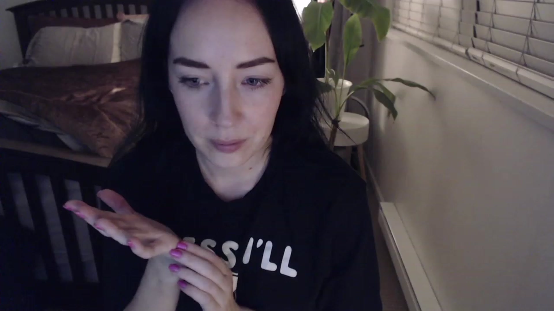 Gallery image thumbnail from AAAAAGHHHHHHH's myfreecams stream on, 12/03/2022, 03:39 image 14 of 20