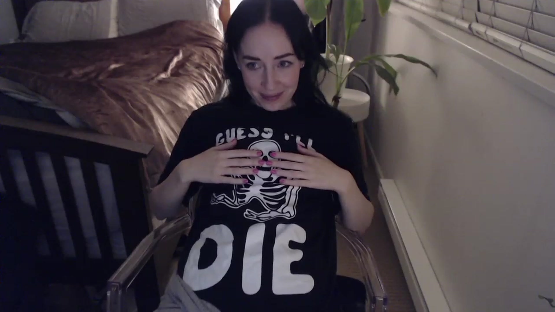 Gallery image thumbnail from AAAAAGHHHHHHH's myfreecams stream on, 12/03/2022, 05:18 image 14 of 20