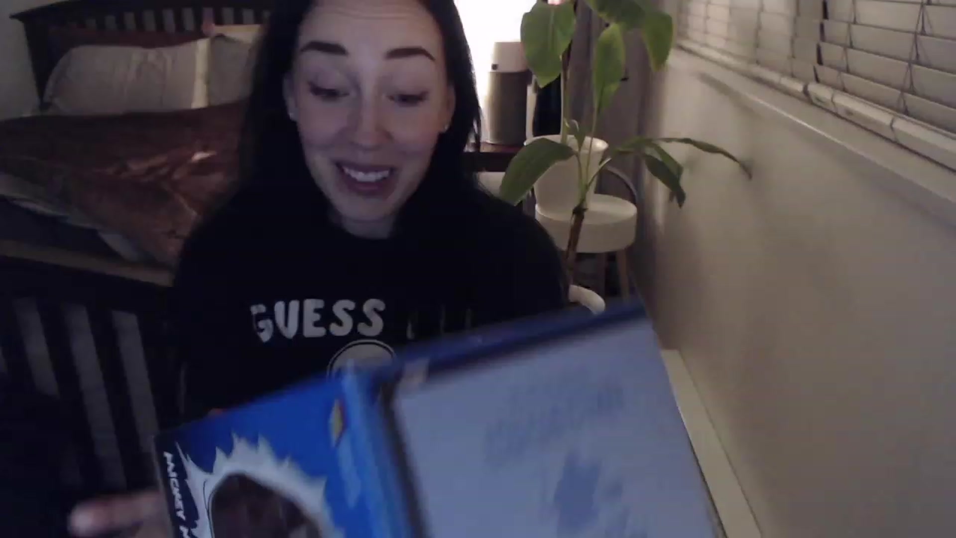 Gallery image thumbnail from AAAAAGHHHHHHH's myfreecams stream on, 12/03/2022, 05:18 image 2 of 20