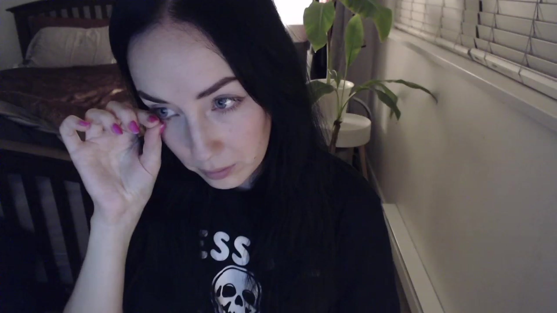 Gallery image thumbnail from AAAAAGHHHHHHH's myfreecams stream on, 12/03/2022, 05:18 image 10 of 20