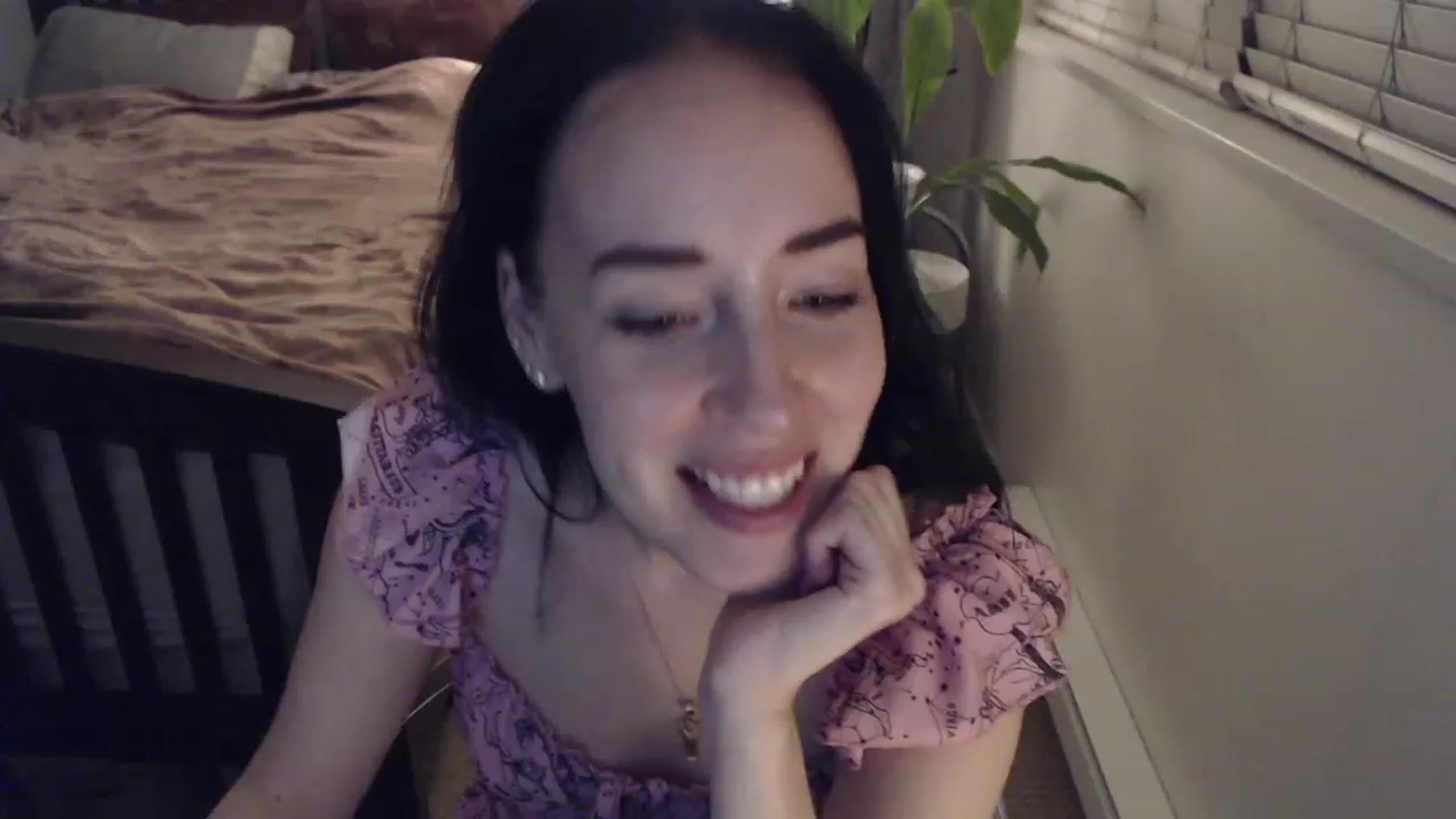 Gallery image thumbnail from AAAAAGHHHHHHH's myfreecams stream on, 12/05/2022, 04:54 image 17 of 20