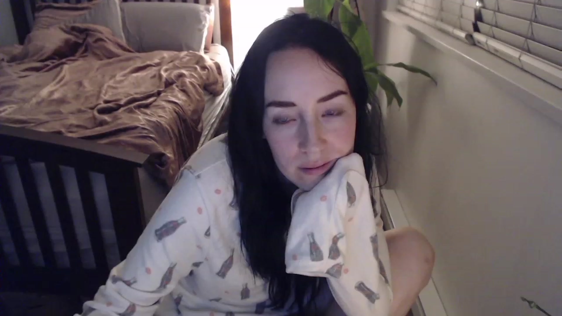 Gallery image thumbnail from AAAAAGHHHHHHH's myfreecams stream on, 12/06/2022, 04:05 image 11 of 20