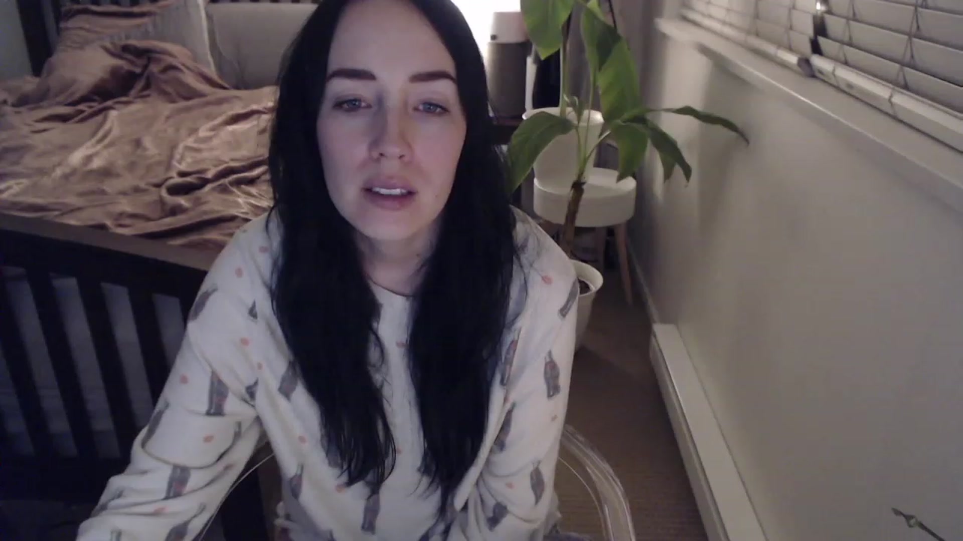 Gallery image thumbnail from AAAAAGHHHHHHH's myfreecams stream on, 12/06/2022, 04:05 image 14 of 20
