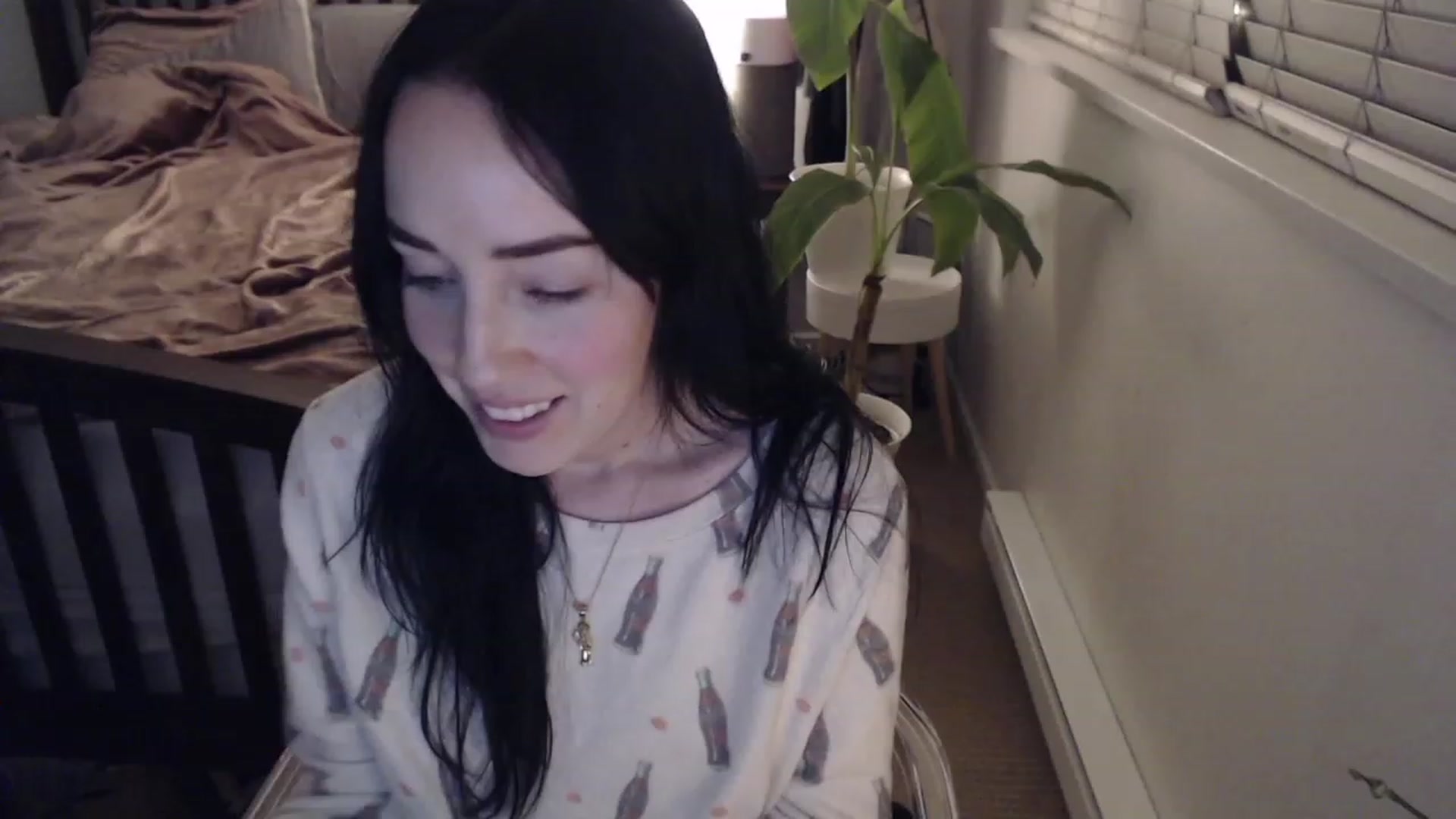 Gallery image thumbnail from AAAAAGHHHHHHH's myfreecams stream on, 12/06/2022, 04:05 image 4 of 20