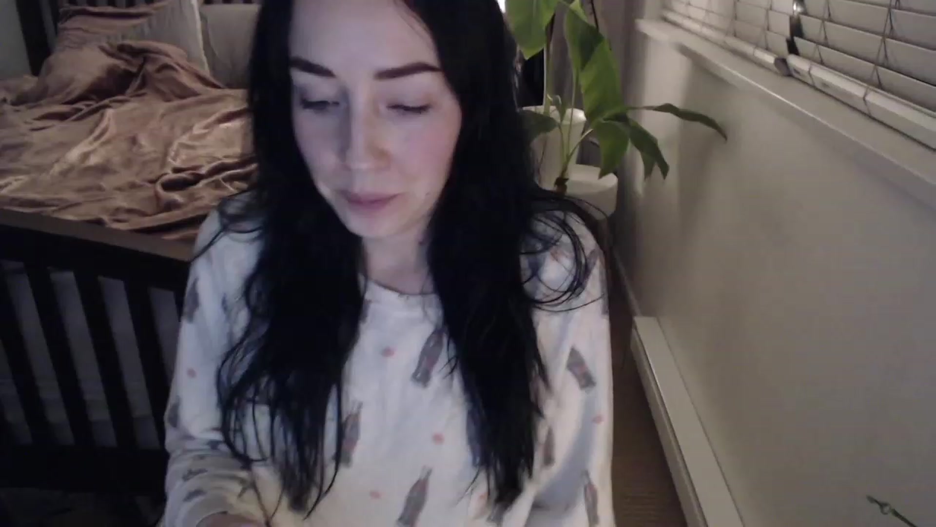 Gallery image thumbnail from AAAAAGHHHHHHH's myfreecams stream on, 12/06/2022, 04:05 image 1 of 20