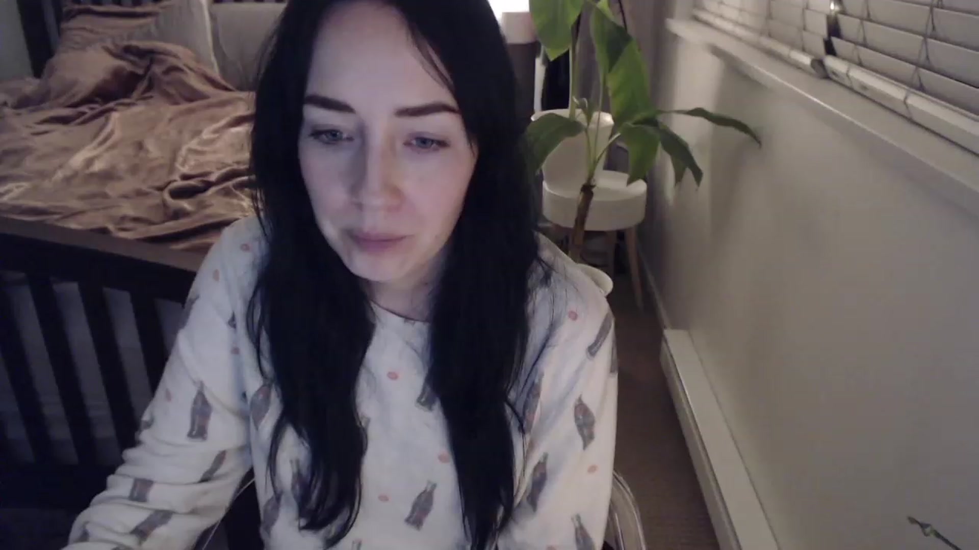 Gallery image thumbnail from AAAAAGHHHHHHH's myfreecams stream on, 12/06/2022, 04:05 image 18 of 20