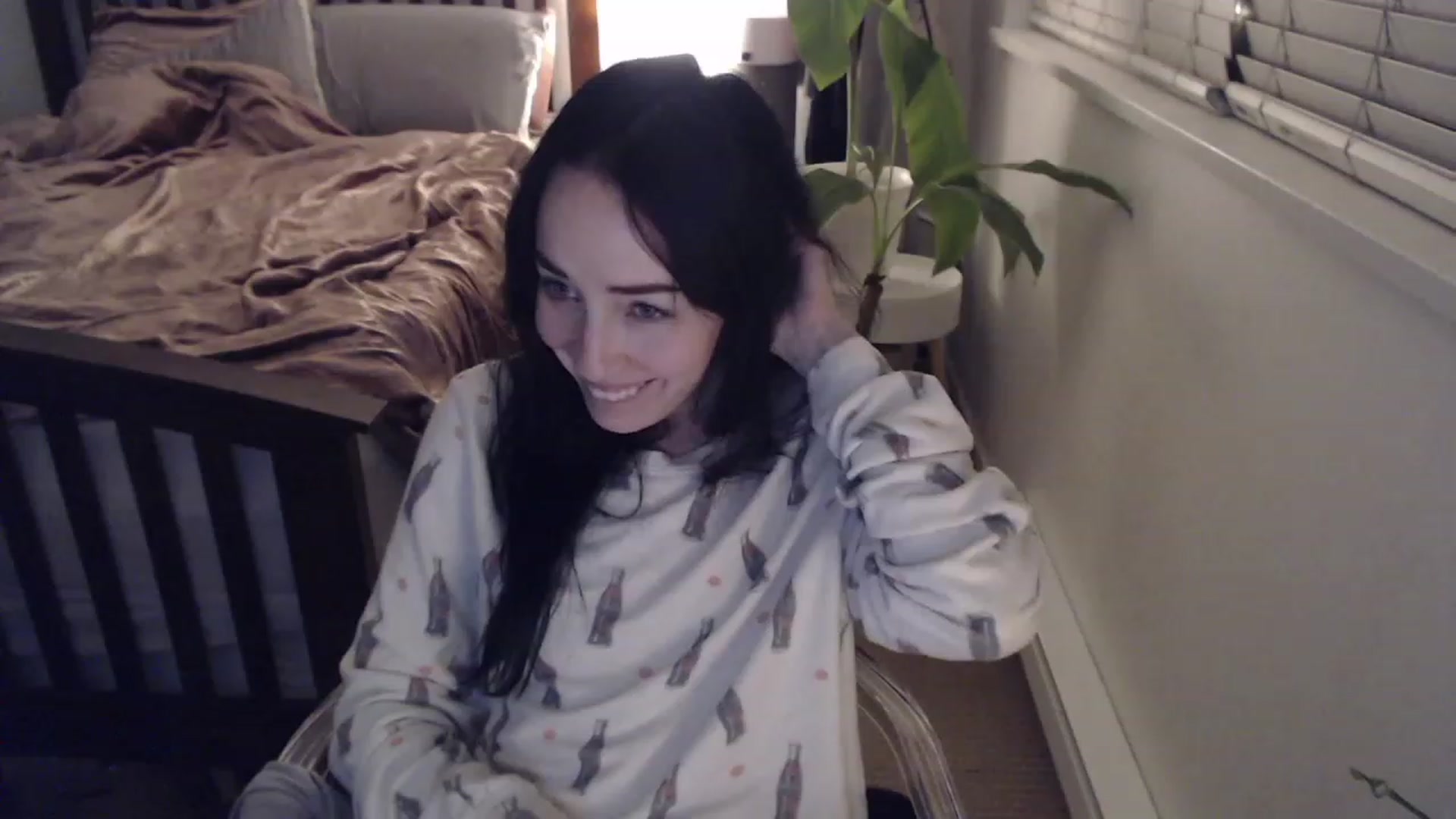 Gallery image thumbnail from AAAAAGHHHHHHH's myfreecams stream on, 12/06/2022, 04:56 image 4 of 20